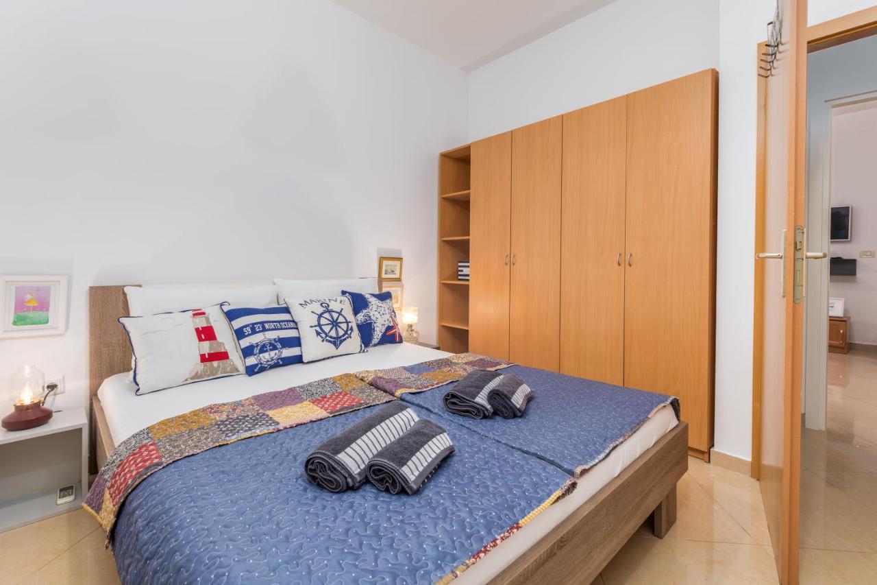 Apartment-old Town-dundo * Pula