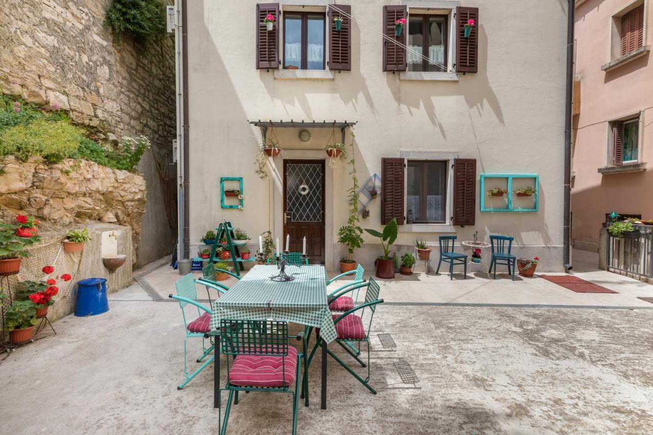 Apartment-old Town-dundo